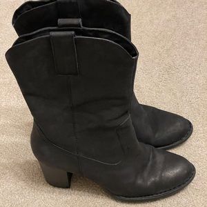 Born Crown Allegra Low Boots